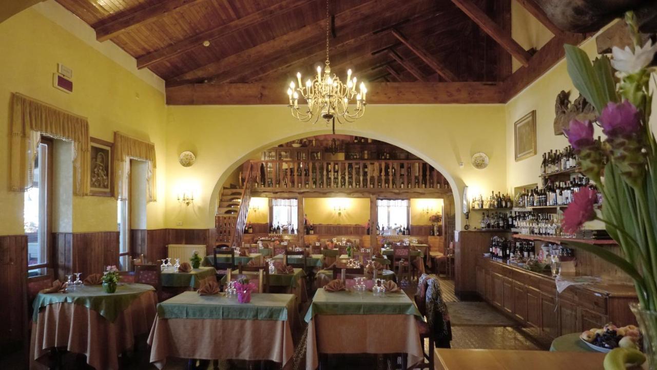 Hotel Ristorante La Nuova Fattoria Carsoli Exterior foto